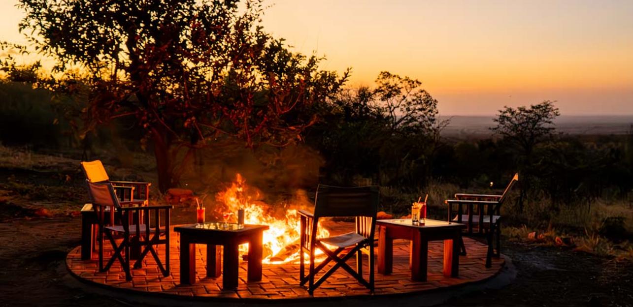 Bush campfire with sunset views at Elephant Rock
